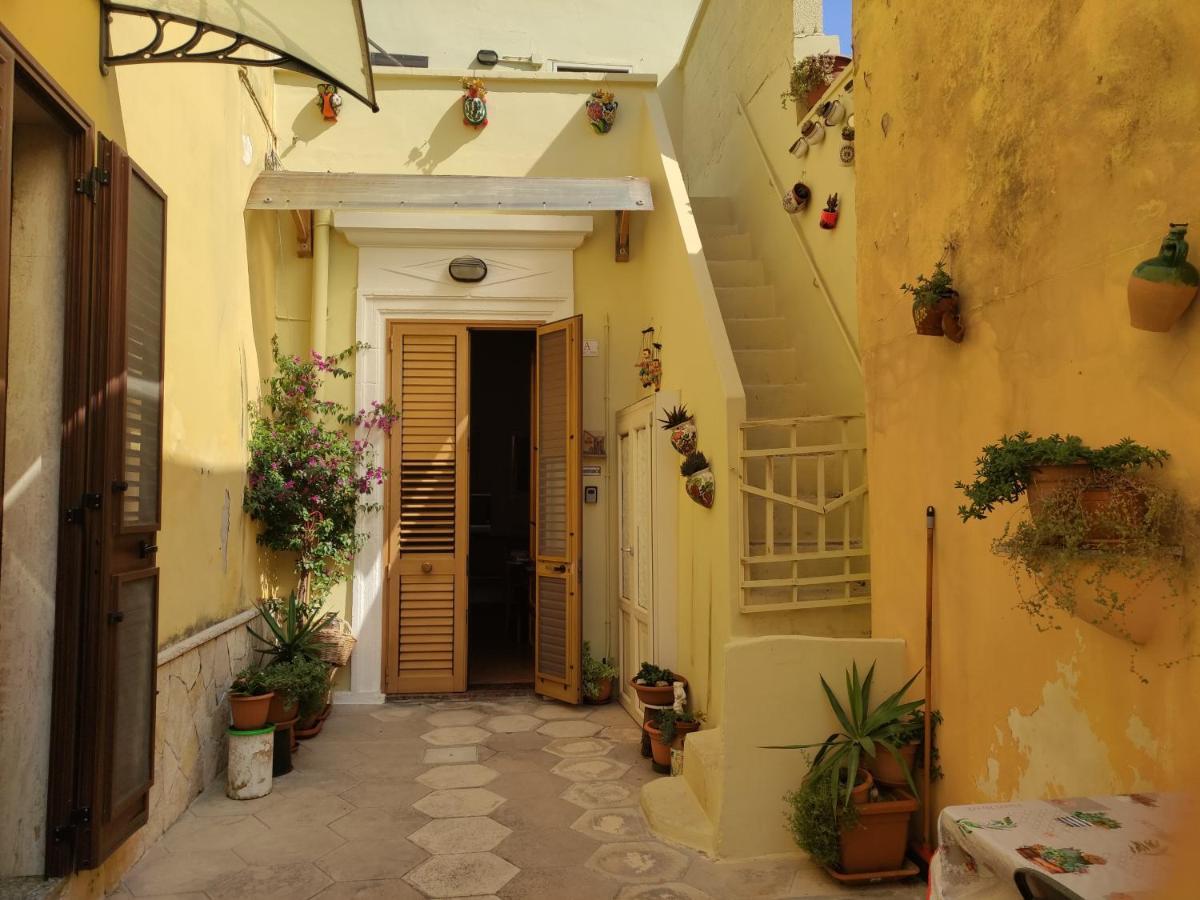 La Casa Di Giu Salento Villa Surbo Exteriör bild
